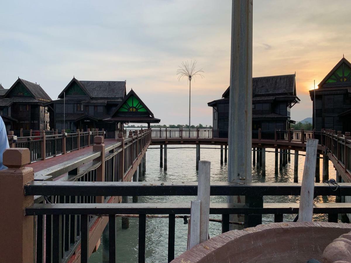 Langkawi Lagoon Resort Water Chalet Pantai Cenang  Exterior foto